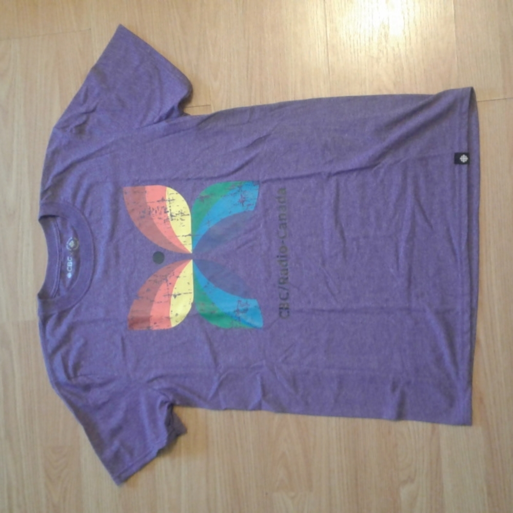 CBC / Radio Canada Retro Butterfly Logo Graphic Tee T-shirt - M - NWOT